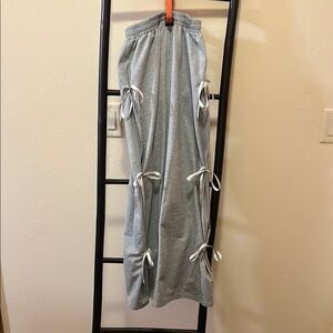 Chic Gray Pants with Side Ties